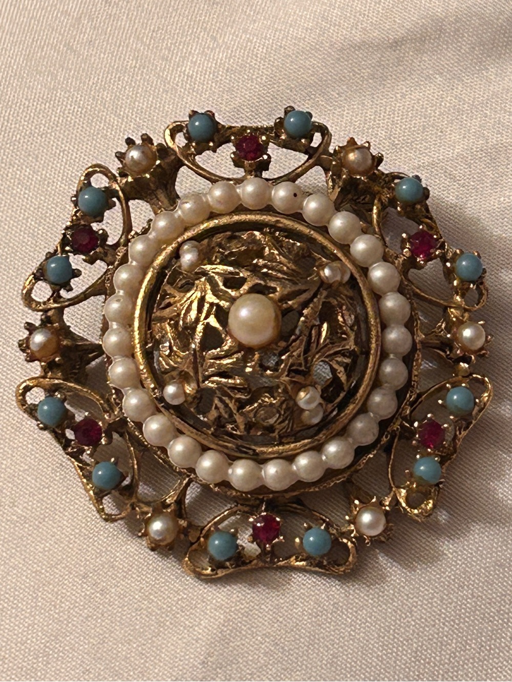 VINTAGE BSK SIGNED FILIGREE FAUX TURQUOISE PEARL GARNET PENDANT BROOCH 1”